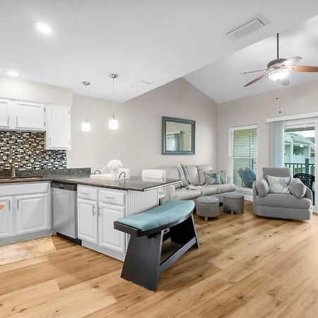 Seacove 7E 2 Bedroom Condo เดสติน ภายนอก รูปภาพ